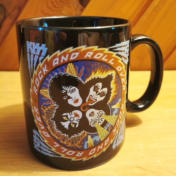 KISS Rock and Roll Over Mug - Picture 5 of 5